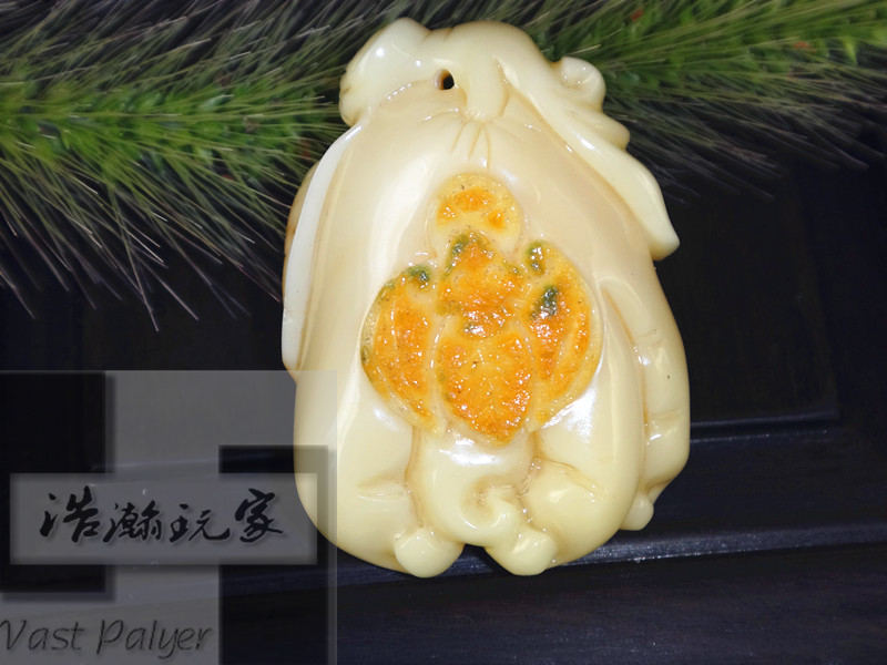 琥珀吊坠002