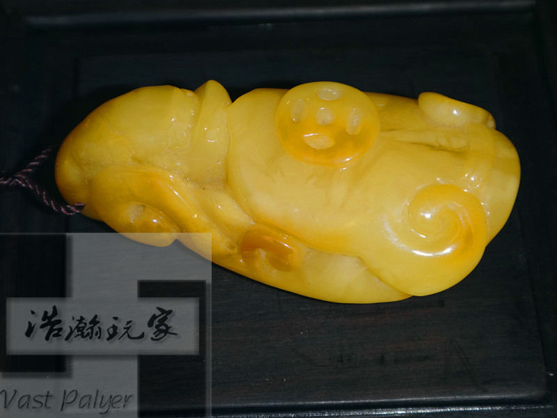 琥珀吊坠004